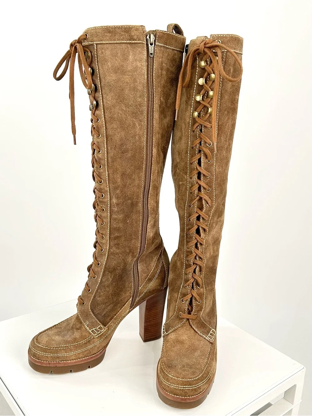 Michael Kors Aquarius Suede Lace Up Knee High Platform Boots 8.5M